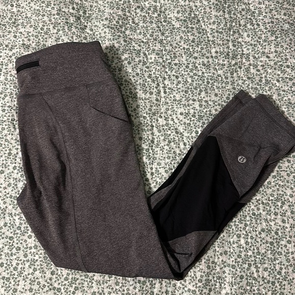 Lululemon Cropped Leggings - Picture 1 of 4